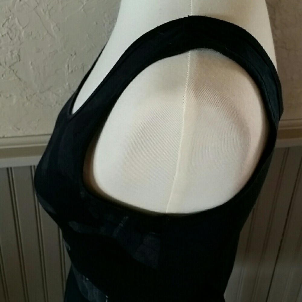 💕Asymmetrical Tee - Picture 4 of 6